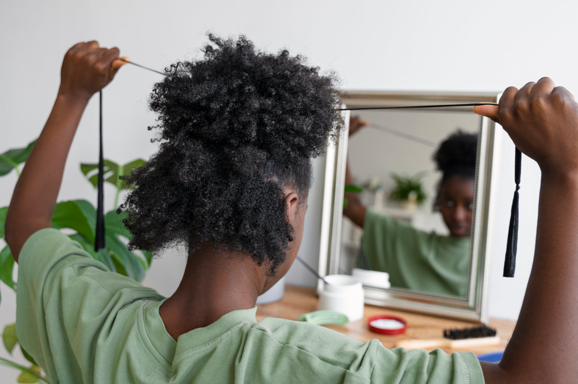 Comment définir les boucles de ses cheveux avec l’aloe vera